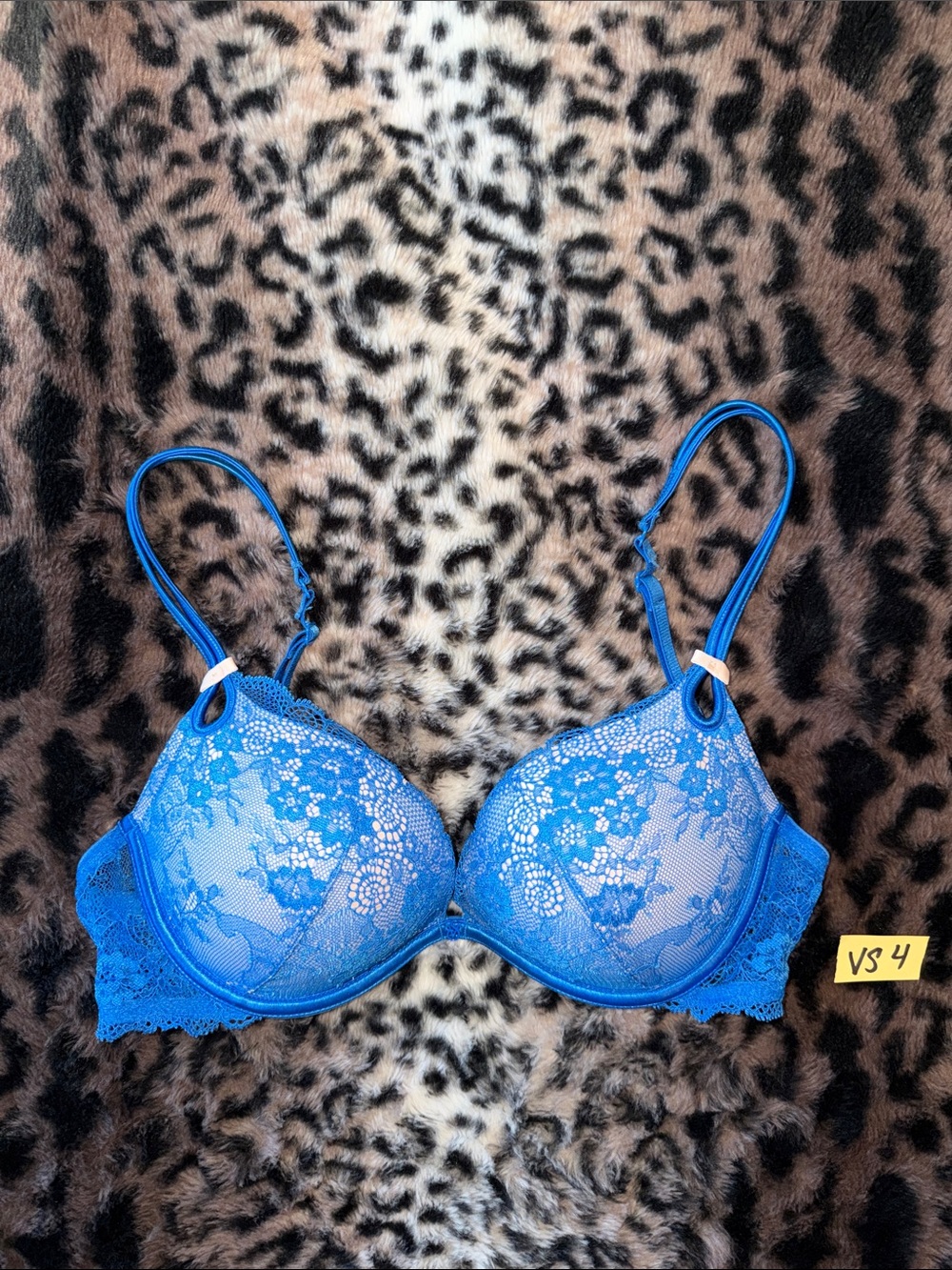 32D Sexy little things 2012 Victoria’s Secret Bright Blue Lace Push-Up Bra VS4